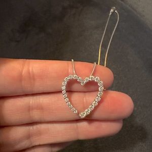 1 Carat Diamond Heart Necklace